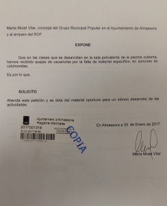 Instancia dotación material piscina climatizada Almassora