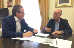 Reunión Luis Martínez con subdelegado del Gobierno