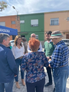 María Tormo con vecinos grupo Pío XII