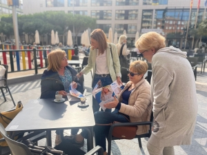 María Tormo con vecinos Almassora (3)