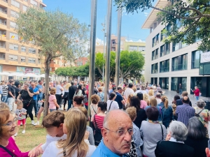 Concentración vecinos Almassora mayor seguridad y plantillas 1