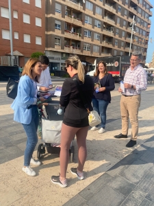 María Tormo con familia