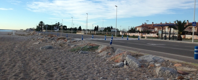 Playa frente al Roser del Mar