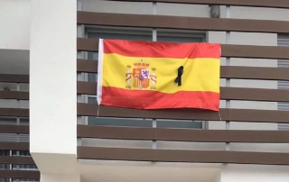 Banderas con crespón Almassora